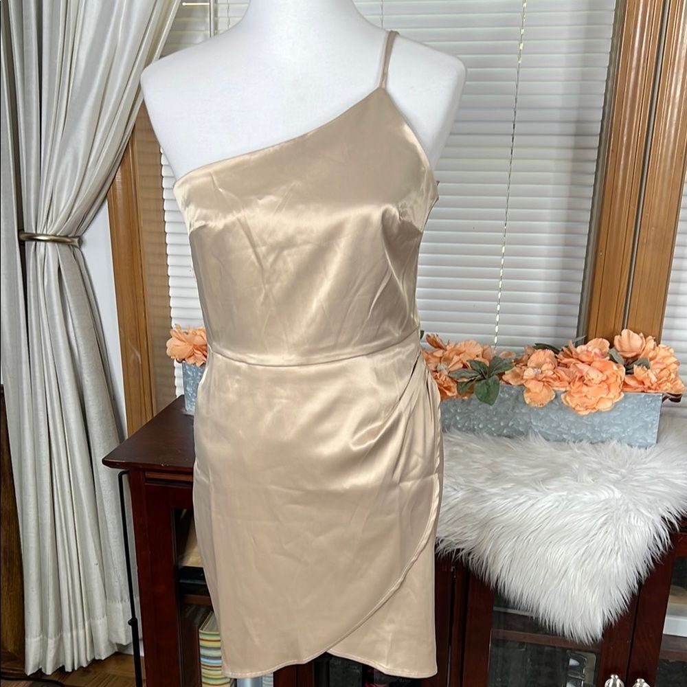 She+Sky Off the Shoulder Mini Dress Size Small NWT